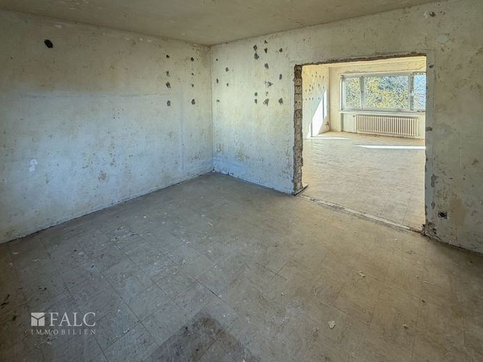 Großzügige, teilentkernte 5-Zimmer-Wohnung in Rheinnähe – Esszimmer