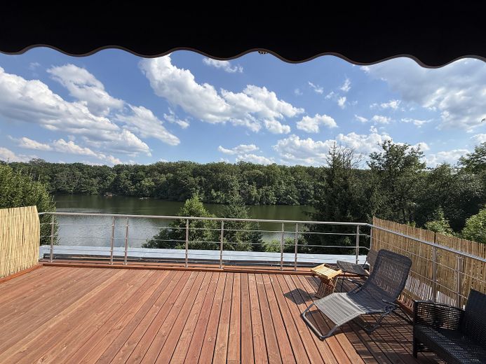 Wassergrundstück bei Berlin / Doppelhaushälfte mit direktem Seezugang – Foto 1