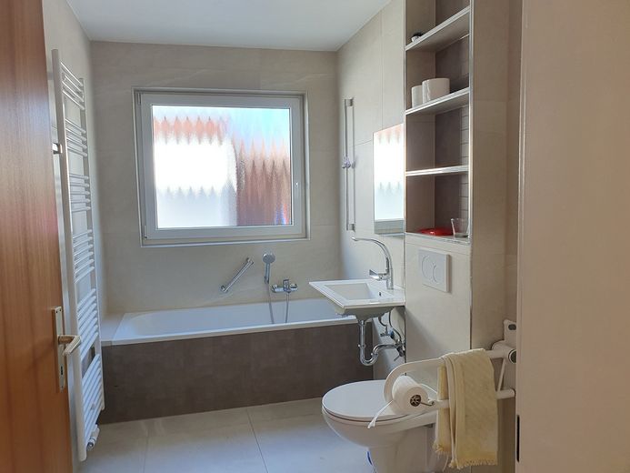 Einfamilienhaus, neue Heizung, Topzustand,saniert – Foto 5