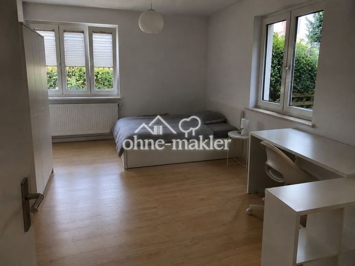 Möbliertes 18 m² WG-Zimmer mit Balkon in Kamp-Lintfort – फोटो 1