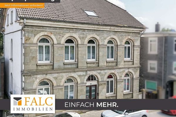 Lennep eski şehir merkezinde tarihi çok aileli ev