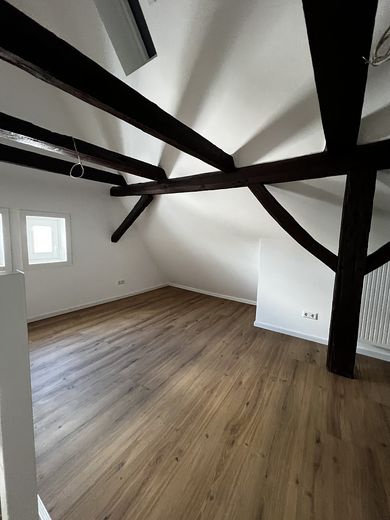 Charmante 3-Zimmer-Wohnung im Denkmalobjekt – 75 m², ab sofort verfügbar – Zdjęcie 10