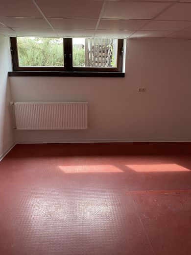gepflegte, helle Räume für ihren Erfolg: Praxis, Therapie, Kanzlei, Büro – Souterrain Lagerraum