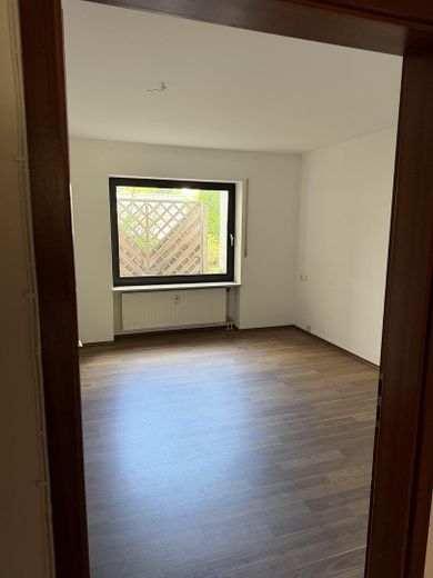 Ruhige Erdgeschosswohnung mit Terrasse & Garage - zentrumsnah – Schlafzimmer II