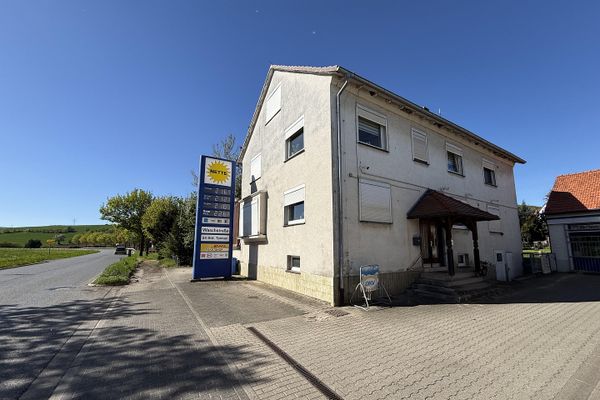 Borken-Kerstenhausen’ın yerleşim yeri sınırındaki bahçeli yatırım veya kendi konutunuz