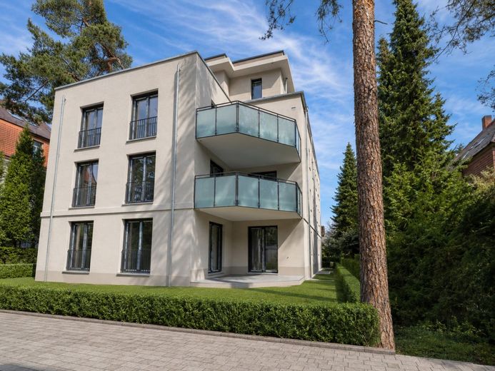 OPTIMALER GRUNDRISS - SCHÖNE 4-RAUM WOHNUNG – Rückansicht