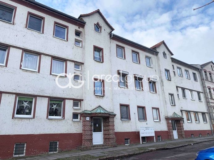 ***provisionsfrei*** Gepflegte Altbauimmobilie im grünen Stadtteil in Halle – Ansicht Vorderhausfassade