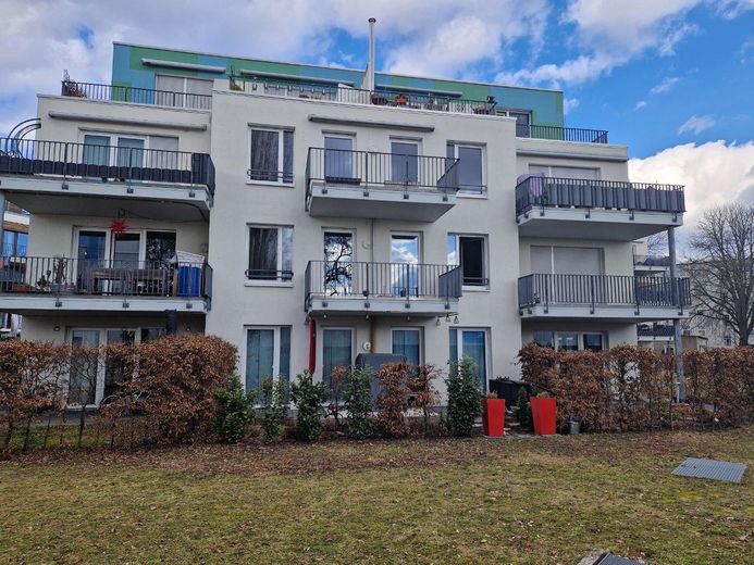 Balkon-Ansicht der Stadtvilla 