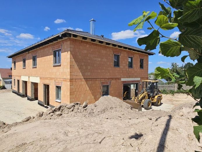 Wohnen mit dem Komfort eines Einfamilienhauses - 155 m² Wohnfläche mit sensationeller Ausstattung! – Foto 1