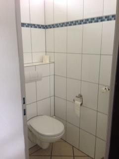 Imbiss/Restaurant/Cafe in Lentföhrden  - Top Lage an der Bundesstraße zur A7 – WC
