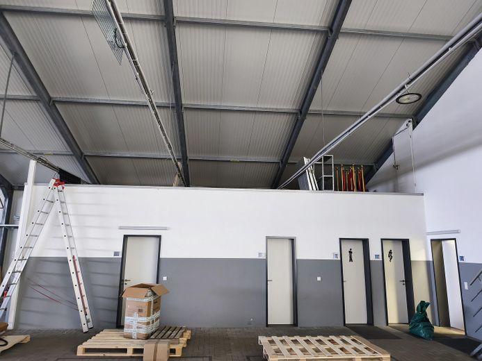 2. Lagerfläche OG mit Tür HZ