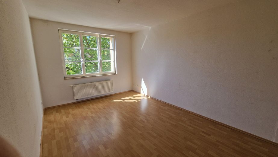 3ZKB in Leipzig Stötteritz mit Blick auf das Völkerschlachtdenkmal – Wohnzimmer