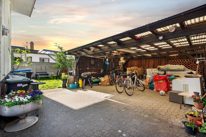 Carport