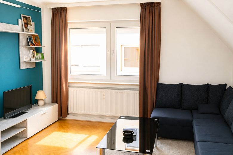 2 Zimmer Wohnung in Siegen-Giersberg – Wohnzimmer