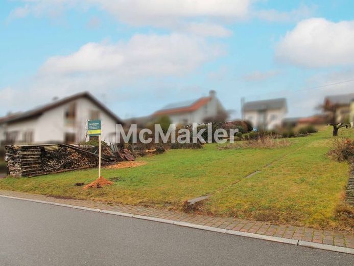 486 m² Familienglück in Birkenfeld Gräfenhausen – Sonnige Südlage für Ihr Traumhaus! – Foto 1