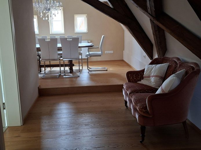 Appartement ancien en duplex élégant et exclusif dans la vieille ville, avec ascenseur et balcon – Galerie 2. Wohnebene