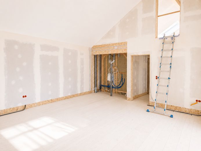 KfW-40 Zweifamilienhaus im Zentrum | Selbst wohnen & vermieten | Erstbezug – Maisonette Wohn_Esszimmer