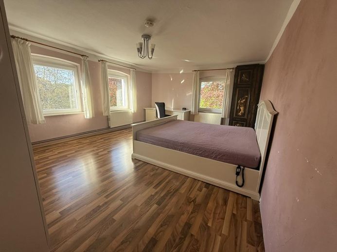 Zimmer 2 OG