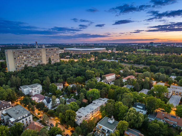 Wohnen mit viel Platz und eigener Terrasse - 4-Zimmer-Wohnung in begehrter Westend-Lage – Blick zum Olympiastadion 2