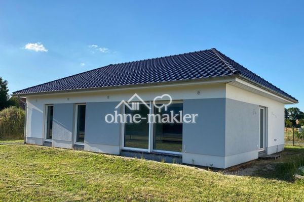 No commission, first occupancy, Charming bungalow incl. plot in Sonnewalde-Münchhausen!