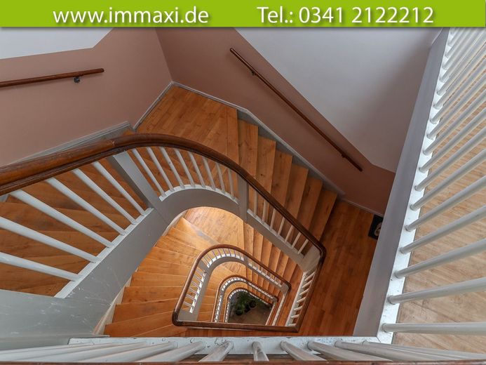 EUTRITZSCH + 2 RAUM + 2. OBERGESCHOSS + AB JULI – Treppenhaus