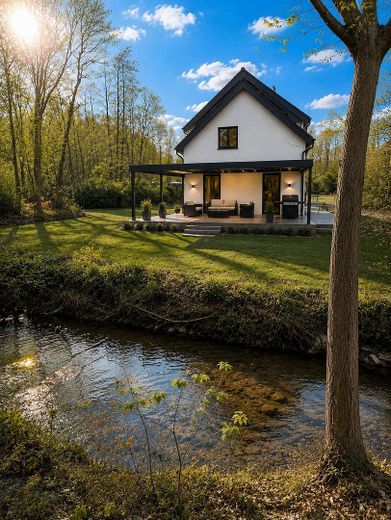 Odenthal Kernsaniert ihr Haus am Bach mit 1750qm Grundstück inkl Wärmepumpe, PV KFW 55 – Foto 2