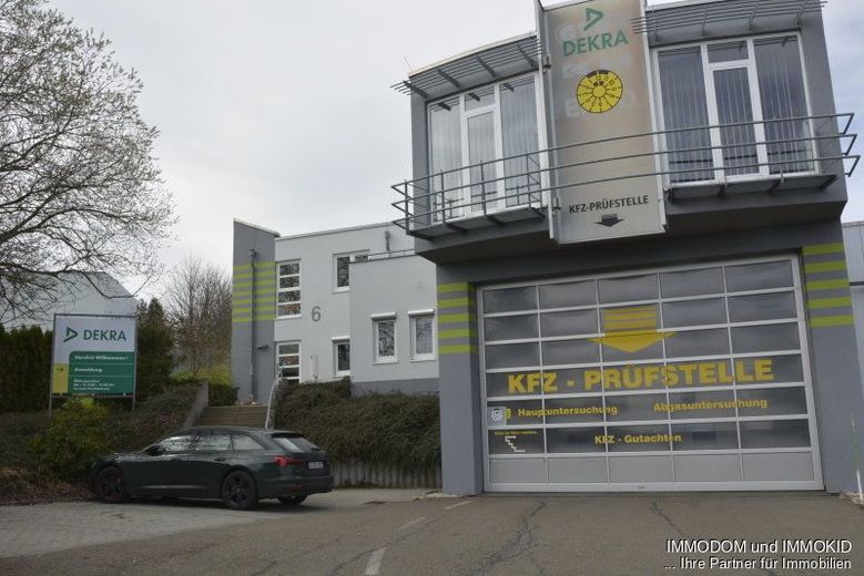 Moderner Schulungsraum mit Dachterrasse und herrlichem Ausblick zu vermieten! – Hauptansicht Süd