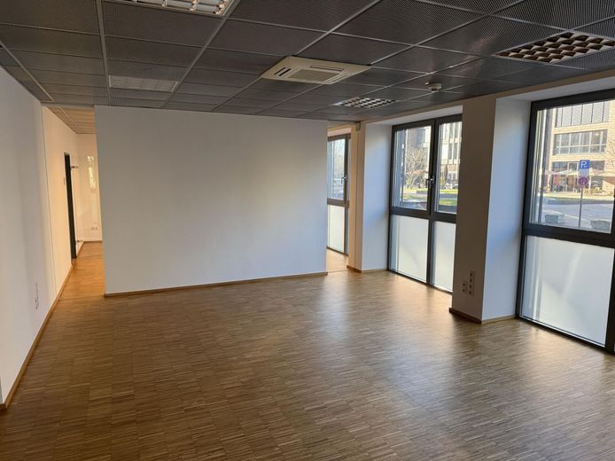 Hier sind Sie genau richtig! Hochwertiges Hochhaus auf der Schanzenstraße – 3