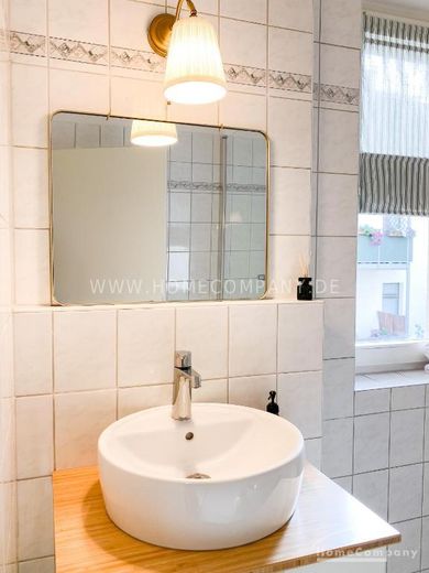 27678 HomeCompany सुसज्जित/फर्निश्ड 2-कमरों वाला अपार्टमेंट Leipzig में रूफ टैरेस के साथ, अधिकतम 2 व्यक्ति – f2329a710f5cb4104ea50c23b11f7f042c7652fc.jpg