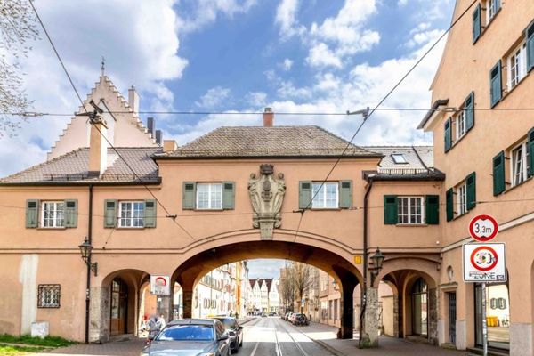 Architektonisch reizvolles Gewerbe / Büroflächen /Atelier / Ausstellungsräume in bester Innenstadtlage, Fischertor