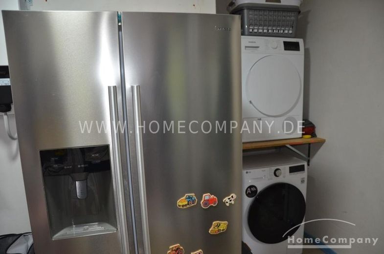 Casa molto bella e confortevole con giardino, terreno di circa 800 mq e doppio posto auto coperto – bee32d37068963d8b7535c11cdfc0f2a0daace70.jpg