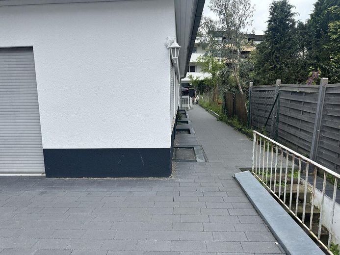 Casa invece di appartamento! Abitare spazioso su un unico livello – Außenbereich