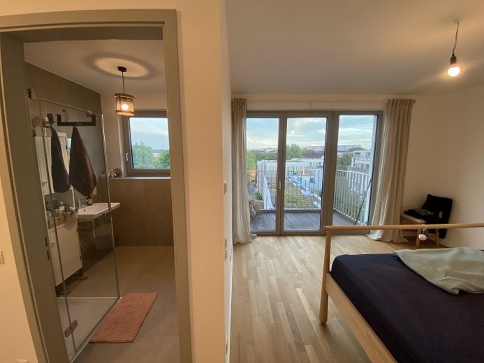 Oasis de luz de lujo de 4 habitaciones, 106 m²| 2022| Vistas panorámicas| 4.º piso+ascensor| 2 baños|2 balcones| cocina equipada|garaje subterráneo – Foto 31