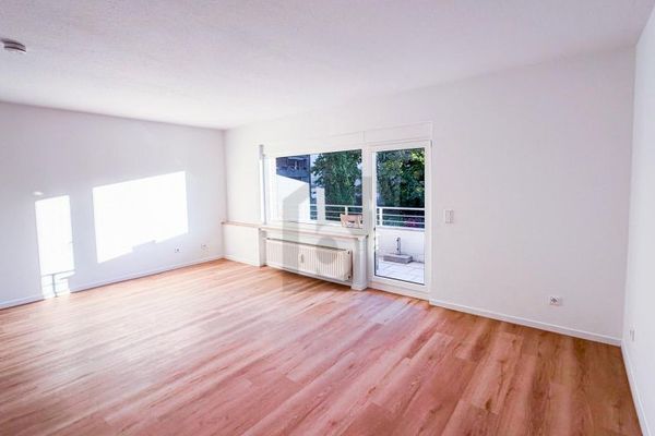 ENCANTO DE EDIFICIO ANTIGUO MODERNIZADO EN UBICACIÓN DE PRIMERA
