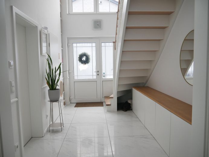 Heller Eingangsbereich