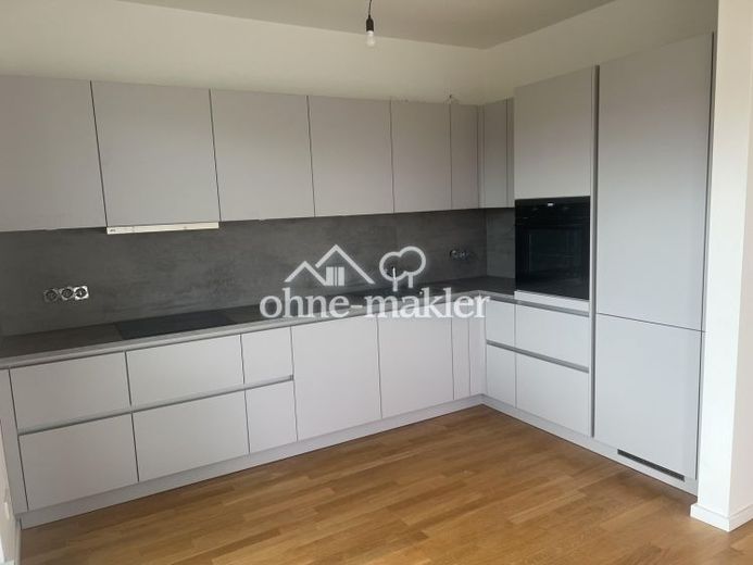 Exklusive neuwertige 3-Zimmer-Wohnung mit schönem Balkon von PRIVAT! – Foto 1
