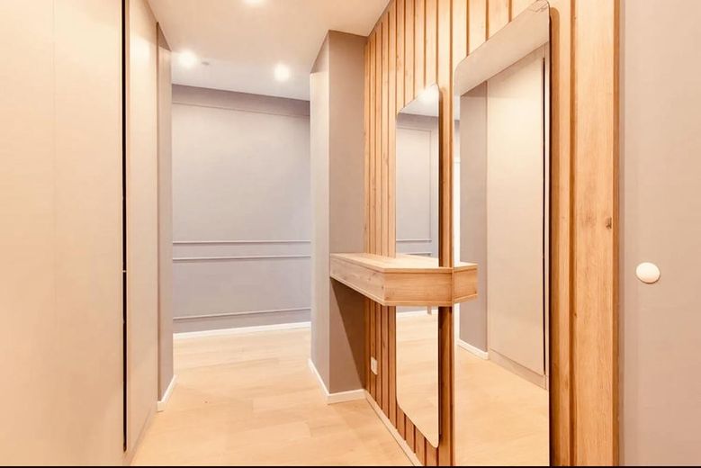 HafenCity | Exclusivo apartamento de 4 habitaciones | 127 m² | Vistas al Elba y a la Elbphilharmonie – Flur