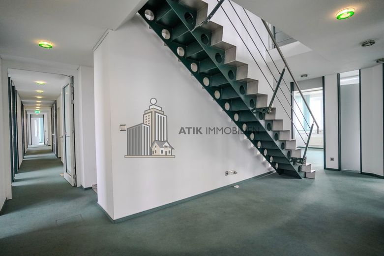 ATIK: Penthouse mit Dachterrasse in zentraler Lage mit exzellenter Verkehrsanbindung- provisionsfrei – Innenbereich