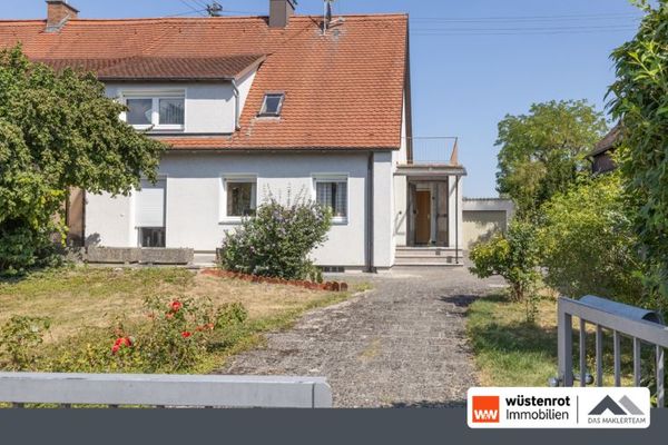 Viel Platz zum Leben - Familienhaus mit sonnigem Garten und Terrasse