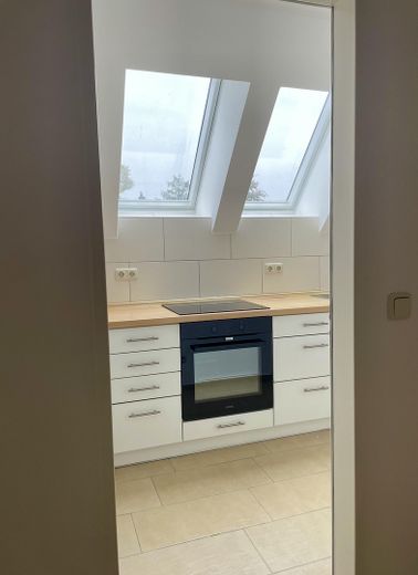 *** 3 Zimmer Wohnung mit ruhiger Terrasse in Bogenhausen Denning 2.OG *** – Küche