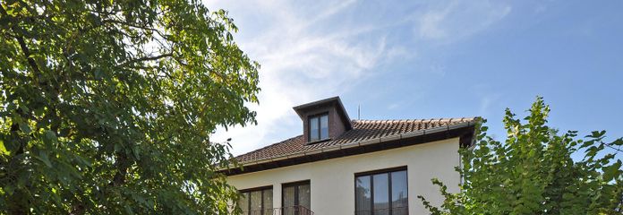 Giessen-Schwanenteichviertel'de 2 aileli ev - merkezi ve sakin, seçkin konum – Garten und Terrasse