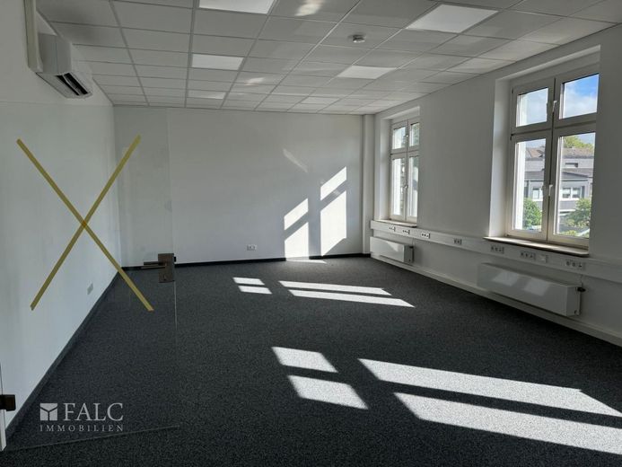 Moderne Büroflächen im Gewerbepark-Süd *provisionsfrei* – Büroraum