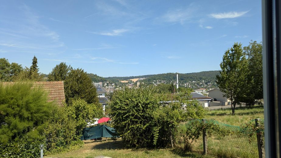 4,5-Zimmer-Wohnung mit schönen Ausblicken in Lörrach – Blick in die Stadt