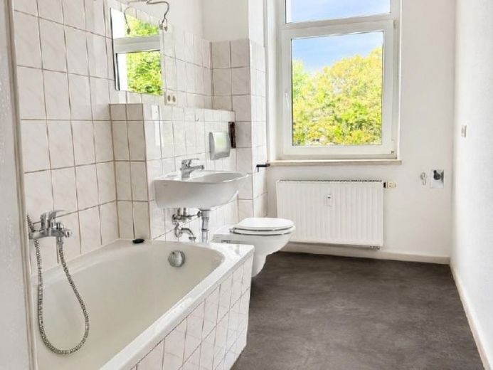 Appartamento di 3 vani in ottima posizione... cucina componibile possibile – Foto 1