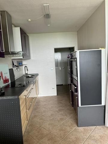 Möblierte 1-Zimmer-Wohnung im 10. Stock mit herrlicher Aussicht – Foto 14