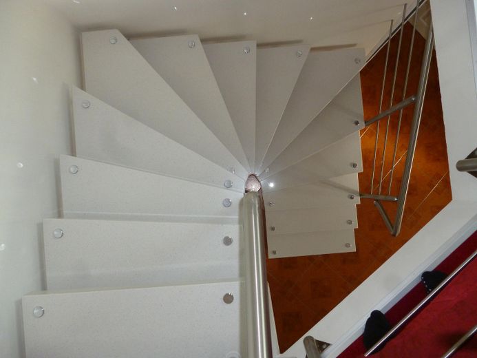 Treppe zum Obergeschoss