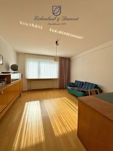 Vielseitig nutzbares Wohn- und Geschäftshaus in Quierschied – Arbeitszimmer