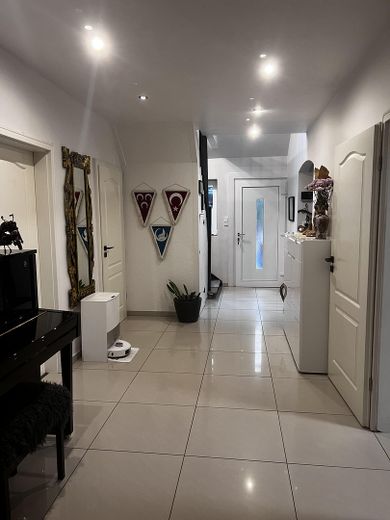 Modernized single- to two-family house – high-quality renovated, family-friendly – Foto 28