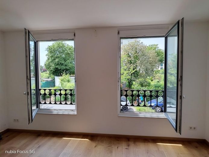 Zimmer OG Richtung Strasse