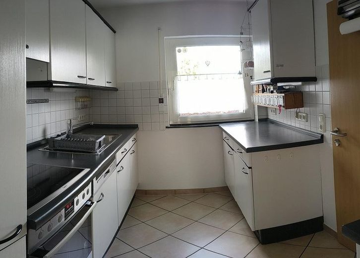 Modernisiertes Reihenmittelhaus in ruhiger Lage – Küche EG
